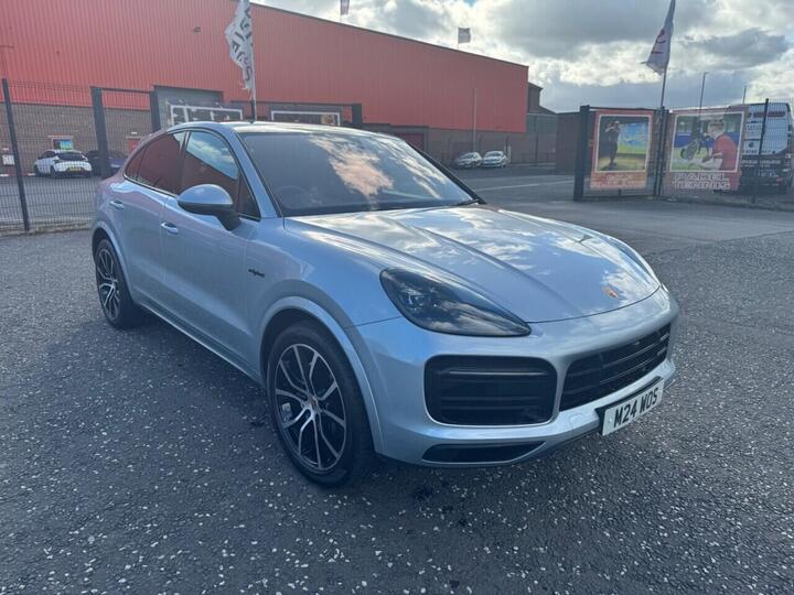 Porsche CAYENNE 3.0 V6 E-Hybrid 17.9kWh TiptronicS 4WD Euro 6 (s/s) 5dr (7.2kW Charger)