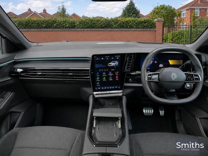 Renault Austral 1.2 E-TECH Iconic Esprit Alpine Auto Euro 6 (s/s) 5dr
