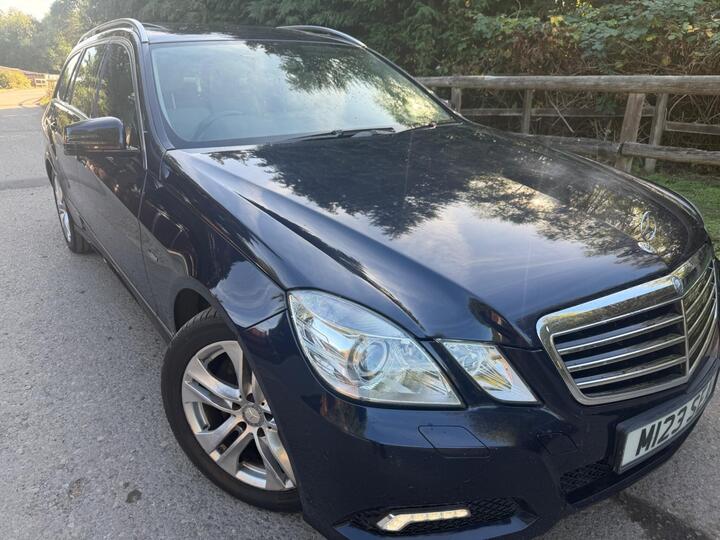 Mercedes-Benz E Class 2.1 E250 CDI BlueEfficiency Avantgarde Tiptronic Euro 5 5dr