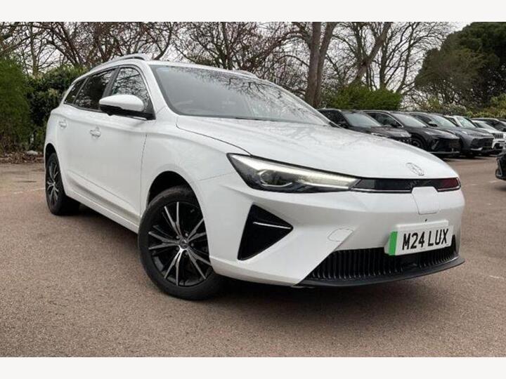 MG MG5 61.1kWh Trophy Long Range Auto 5dr