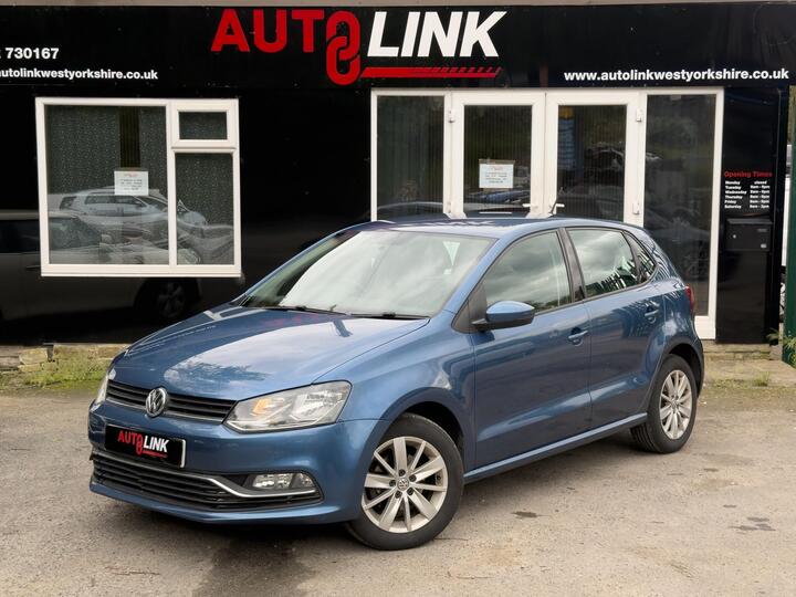 Volkswagen Polo 1.2 TSI BlueMotion Tech SE Euro 6 (s/s) 5dr Volkswagen Polo 1.2 TSI BlueMotion Tech SE Euro 6 (s/s) 5dr