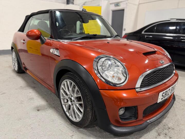 MINI Convertible 2.0 Cooper SD Euro 5 (s/s) 2dr