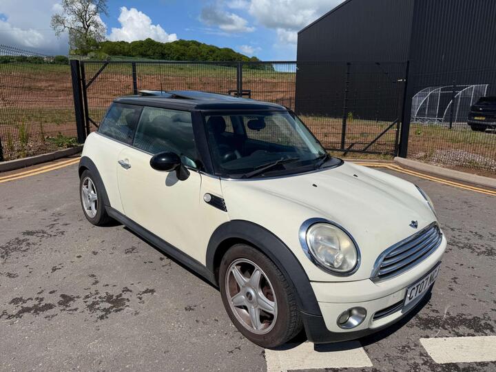 MINI HATCH 1.6 Cooper Euro 4 3dr