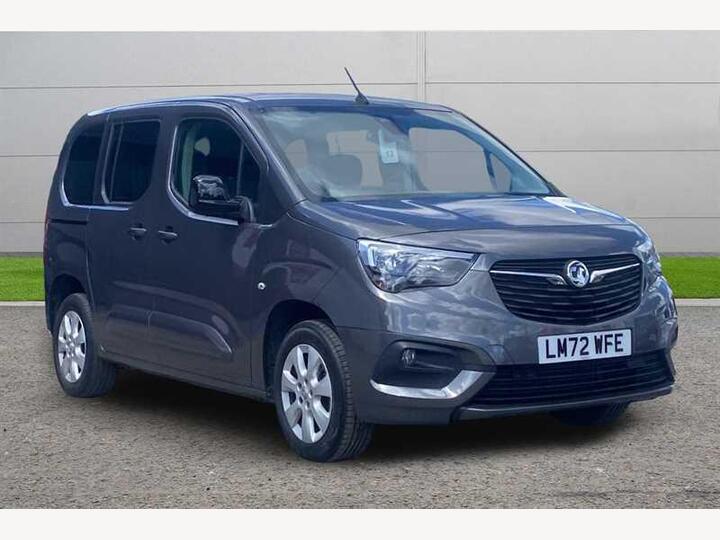 Vauxhall Combo Life 1.5 Turbo D SE Euro 6 (s/s) 5dr Vauxhall Combo Life 1.5 Turbo D SE Euro 6 (s/s) 5dr
