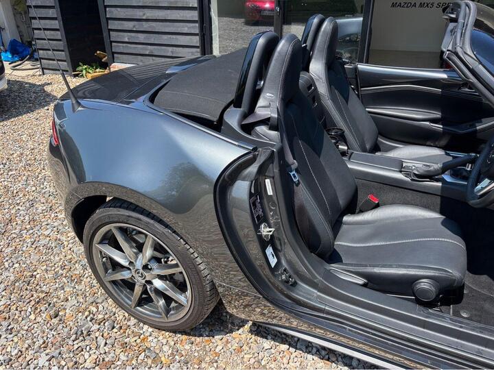 Mazda MX-5 2.0 SKYACTIV-G Sport Tech Euro 6 (s/s) 2dr