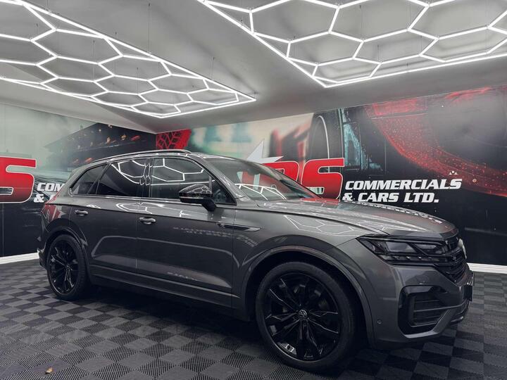 Volkswagen TOUAREG 3.0 TDI V6 Black Edition Tiptronic 4Motion Euro 6 (s/s) 5dr