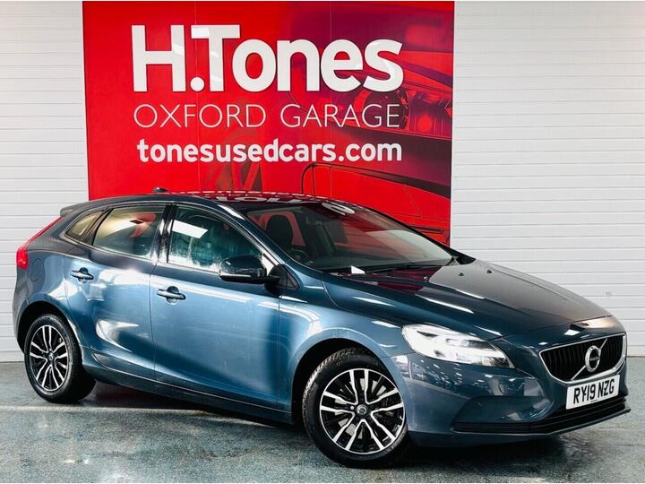 Volvo V40 1.5 T2 Momentum Edition Auto Euro 6 (s/s) 5dr