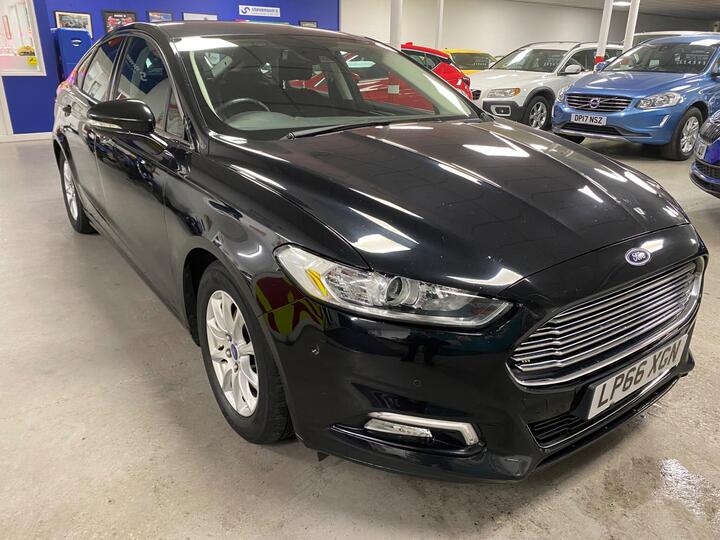 Ford Mondeo 2.0 TDCi Titanium Euro 6 (s/s) 5dr