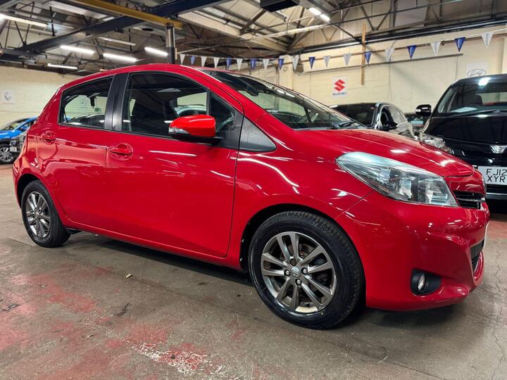 Toyota Yaris 1.33 Dual VVT-i Icon Plus Euro 5 5dr