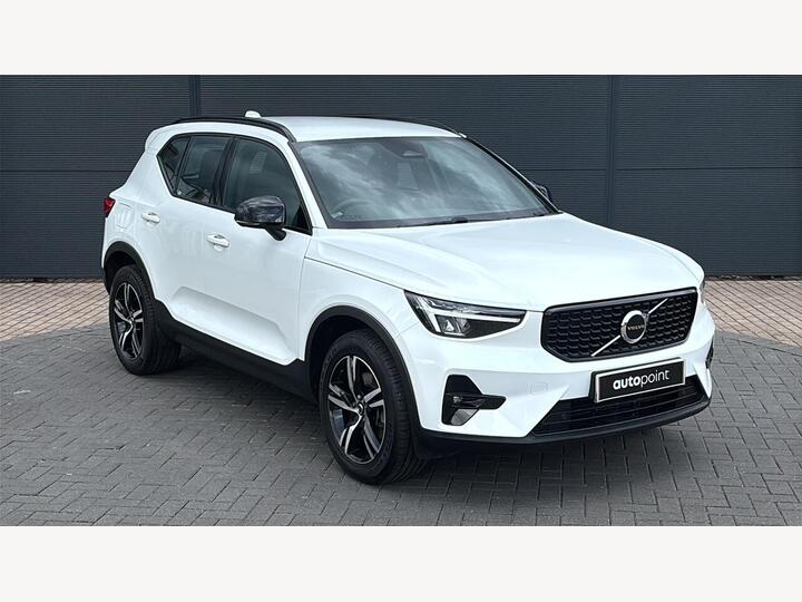 Volvo XC40 2.0 B4 MHEV Plus DCT Auto AWD Euro 6 (s/s) 5dr