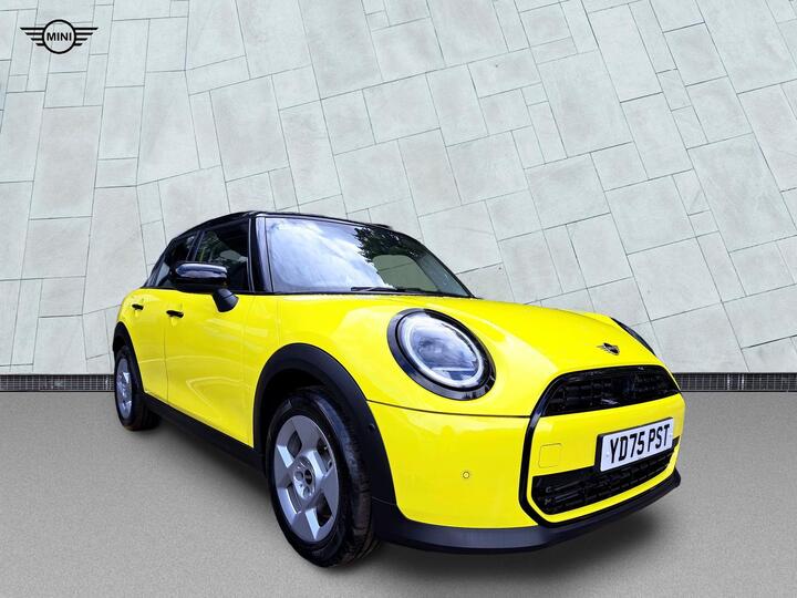 MINI Cooper 1.5C Classic Steptronic Euro 6 (s/s) 5dr