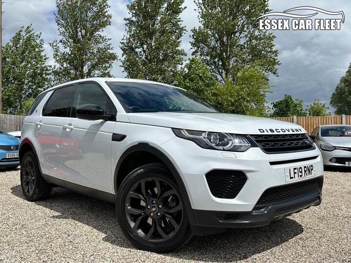 Land Rover DISCOVERY SPORT 2.0 TD4 Landmark Auto 4WD Euro 6 (s/s) 5dr Land Rover DISCOVERY SPORT 2.0 TD4 Landmark Auto 4WD Euro 6 (s/s) 5dr