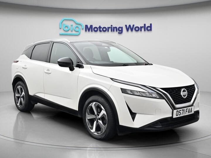 Nissan Qashqai 1.3 DIG-T MHEV N-Connecta Euro 6 (s/s) 5dr