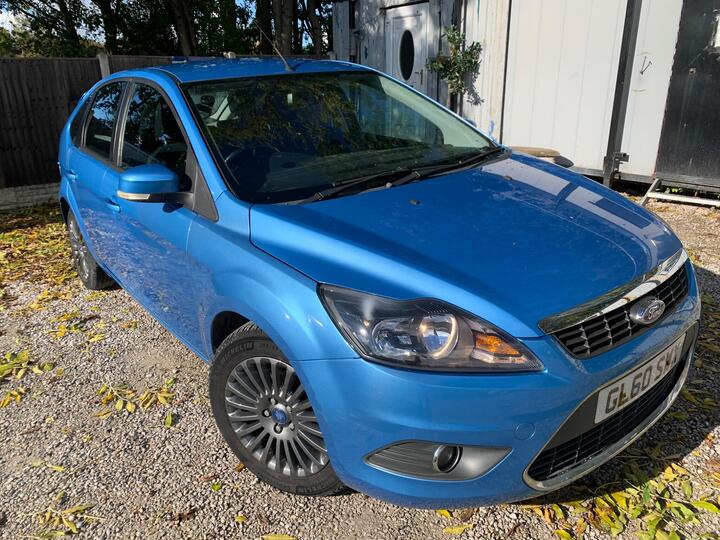 Ford Focus 1.6 Titanium 5dr