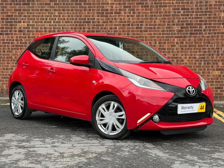 Toyota AYGO 1.0 VVT-i X-pression X-wave Euro 5 5dr Euro 5