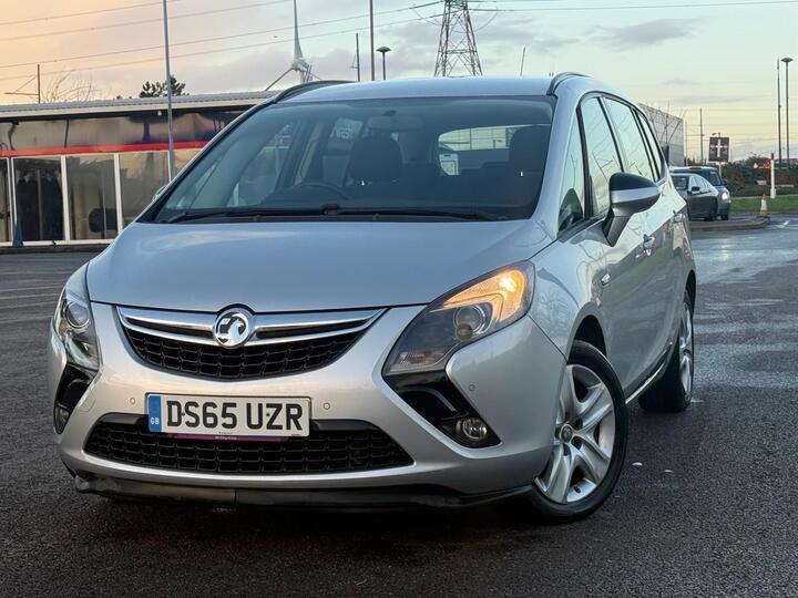 Vauxhall Zafira Tourer 1.4i Turbo Exclusiv Euro 6 5dr Vauxhall Zafira Tourer 1.4i Turbo Exclusiv Euro 6 5dr