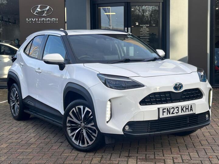 Toyota Yaris Cross 1.5 VVT-h Excel E-CVT AWD Euro 6 (s/s) 5dr Toyota Yaris Cross 1.5 VVT-h Excel E-CVT AWD Euro 6 (s/s) 5dr