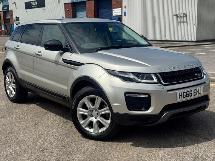 Land Rover Range Rover Evoque 2.0 TD4 SE Tech Auto 4WD Euro 6 (s/s) 5dr Land Rover Range Rover Evoque 2.0 TD4 SE Tech Auto 4WD Euro 6 (s/s) 5dr
