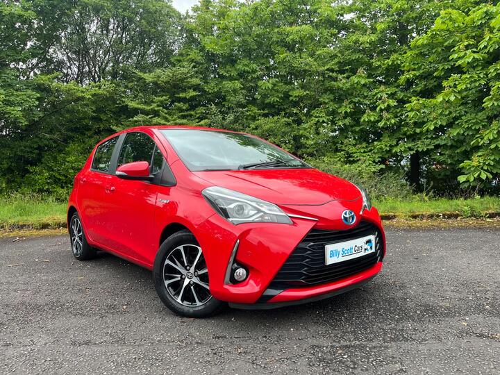 Toyota Yaris 1.5 VVT-h Icon Tech E-CVT Euro 6 (s/s) 5dr