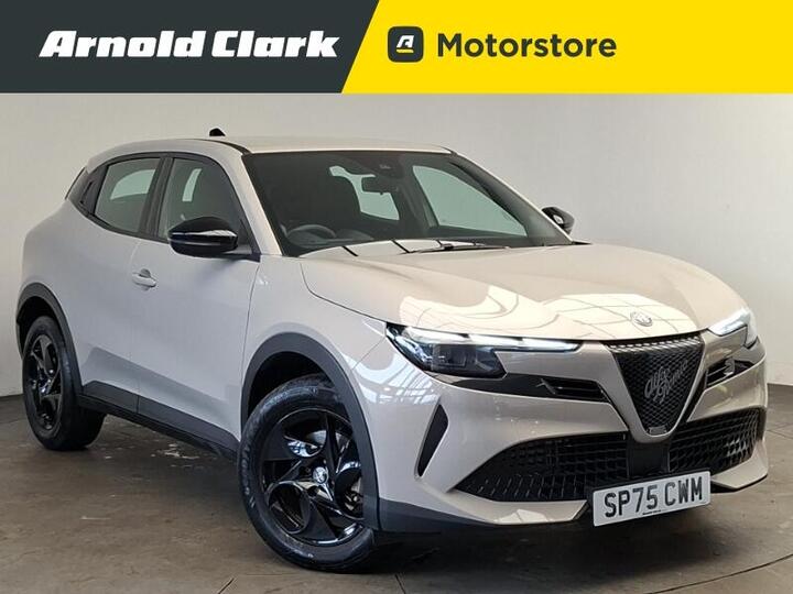 Alfa Romeo Junior 1.2 MHEV Ibrida E-DCT Euro 6 (s/s) 5dr