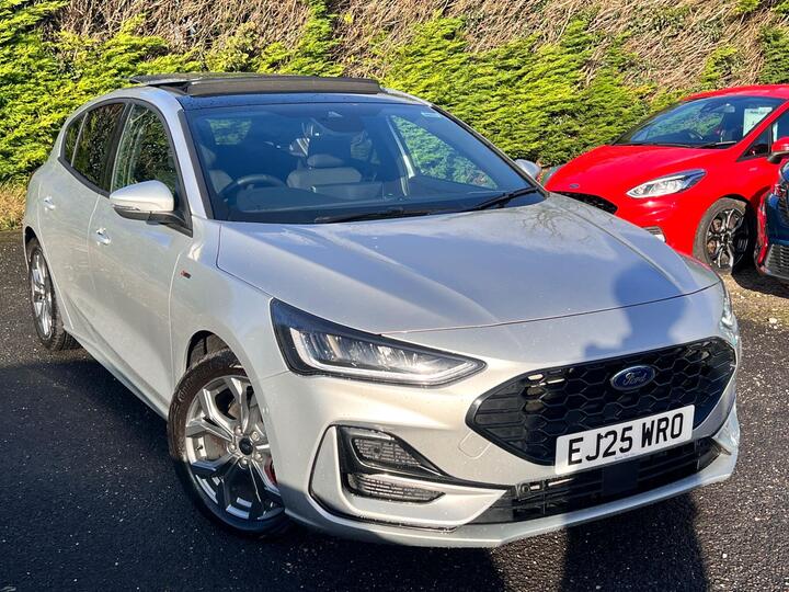 Ford Focus 1.0T EcoBoost MHEV ST-Line Euro 6 (s/s) 5dr