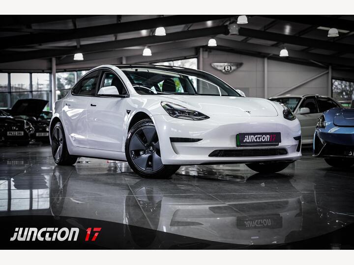 Tesla Model 3 Standard Range Plus Auto RWD 4dr