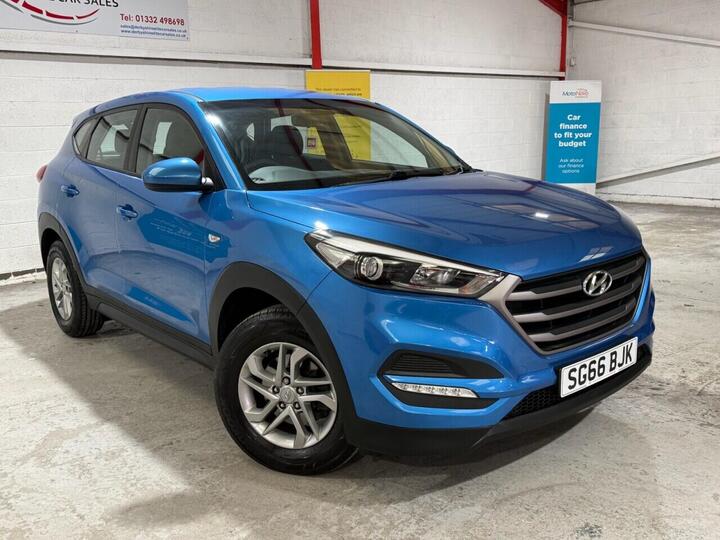Hyundai TUCSON 1.7 CRDi Blue Drive S Euro 6 (s/s) 5dr Hyundai TUCSON 1.7 CRDi Blue Drive S Euro 6 (s/s) 5dr
