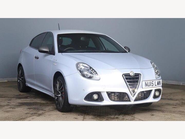 Alfa Romeo Giulietta 2.0 JTDM-2 QV Line Euro 5 (s/s) 5dr