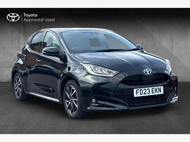 Toyota Yaris 1.5 VVT-h Design E-CVT Euro 6 (s/s) 5dr