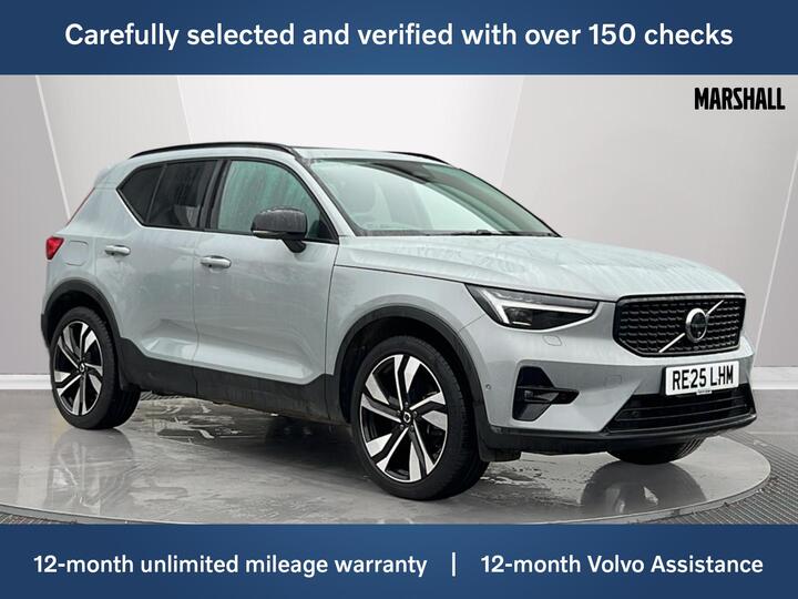 Volvo XC40 2.0 B4 MHEV Ultra Dark DCT Auto Euro 6 (s/s) 5dr