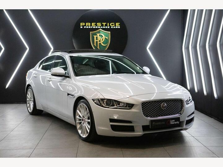 Jaguar XE 2.0d Portfolio Auto Euro 6 (s/s) 4dr