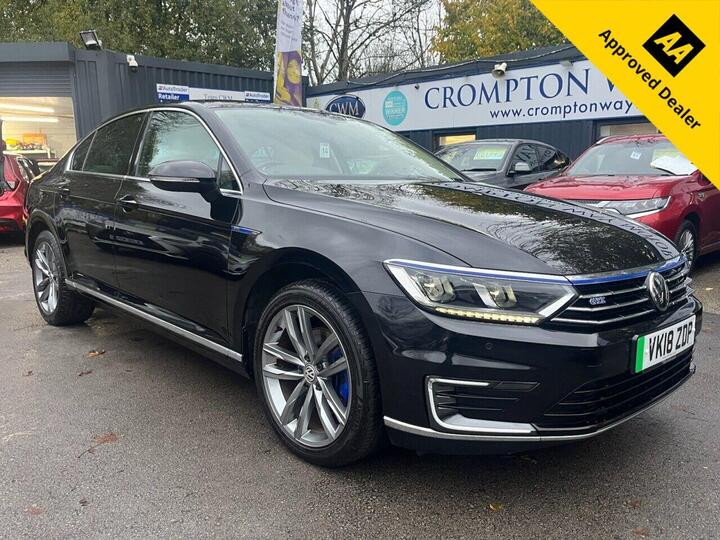 Volkswagen PASSAT 1.4 TSI GTE DSG Euro 6 (s/s) 4dr Volkswagen PASSAT 1.4 TSI GTE DSG Euro 6 (s/s) 4dr