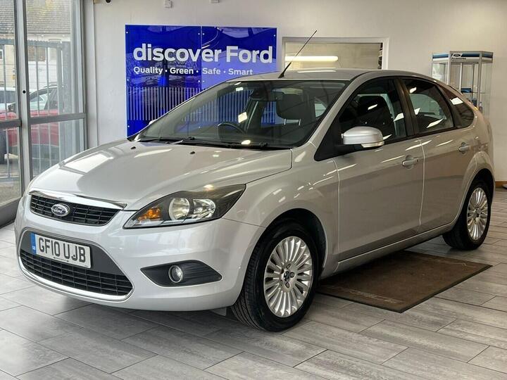 Ford Focus 1.8 Titanium 5dr