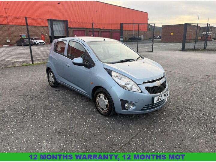 Chevrolet SPARK 1.0i LS Euro 5 5dr Chevrolet SPARK 1.0i LS Euro 5 5dr