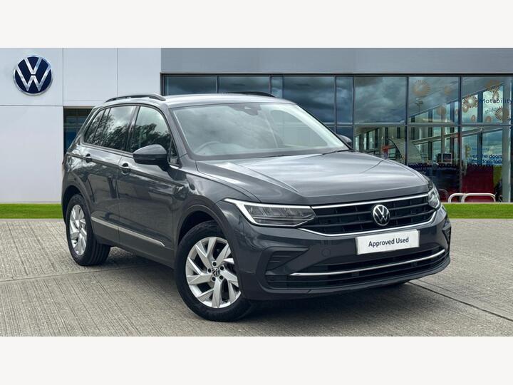 Volkswagen Tiguan 1.5 TSI Life Euro 6 (s/s) 5dr