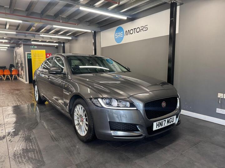 Jaguar XF 2.0d Prestige Euro 6 (s/s) 4dr