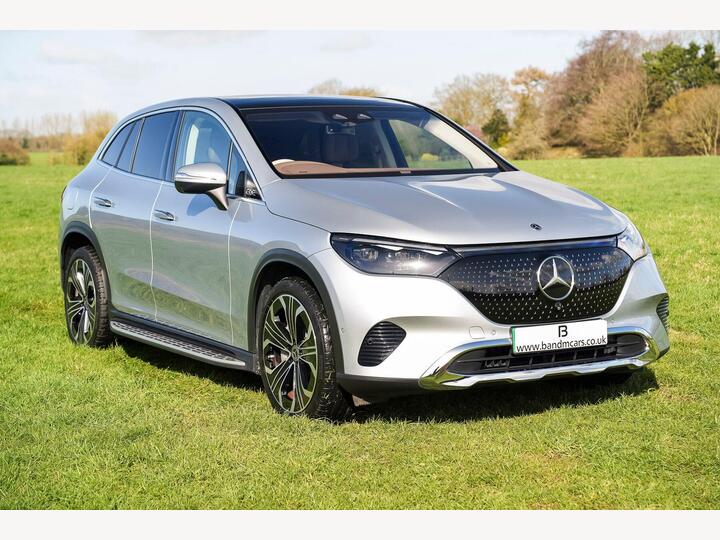 Mercedes-Benz EQE EQE 500 91kWh Business Class Auto 4MATIC 5dr (22kW Charger) Mercedes-Benz EQE EQE 500 91kWh Business Class Auto 4MATIC 5dr (22kW Charger)