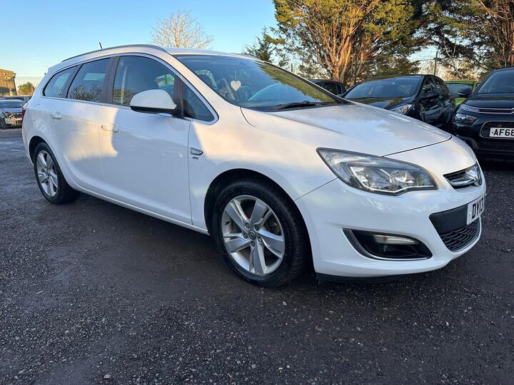 Vauxhall Astra 2.0 CDTi SRi Sports Tourer Euro 5 (s/s) 5dr