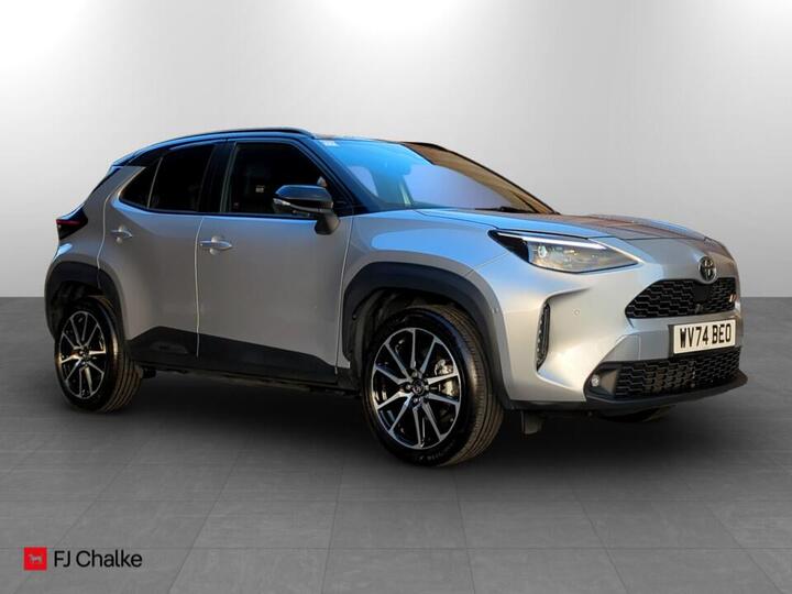 Toyota Yaris Cross 1.5 VVT-h GR SPORT E-CVT Euro 6 (s/s) 5dr Toyota Yaris Cross 1.5 VVT-h GR SPORT E-CVT Euro 6 (s/s) 5dr