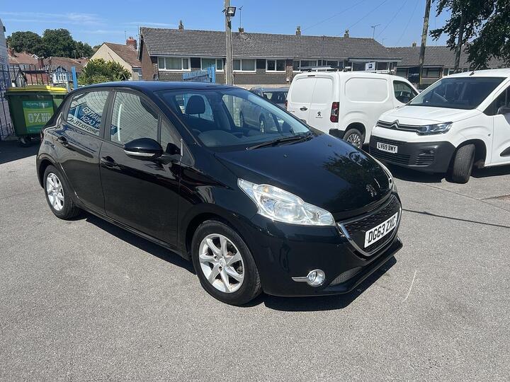 Peugeot 208 1.2 VTi Active Euro 5 5dr