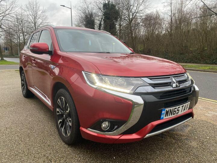 Mitsubishi Outlander 2.0h 12kWh GX4h CVT 4WD Euro 6 (s/s) 5dr Mitsubishi Outlander 2.0h 12kWh GX4h CVT 4WD Euro 6 (s/s) 5dr
