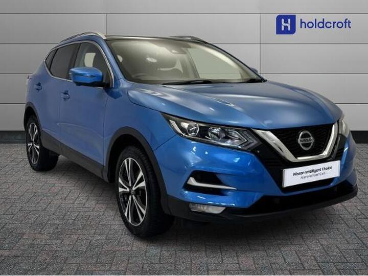 Nissan Qashqai 1.3 DIG-T N-Connecta Euro 6 (s/s) 5dr