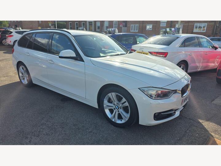 BMW 3 Series 2.0 320i Luxury Touring Auto Euro 6 (s/s) 5dr
