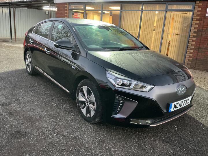 Hyundai IONIQ 28kWh Premium Auto 5dr
