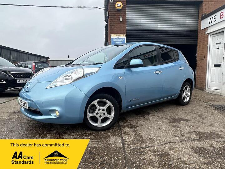 Nissan Leaf 24kWh Acenta Auto 5dr
