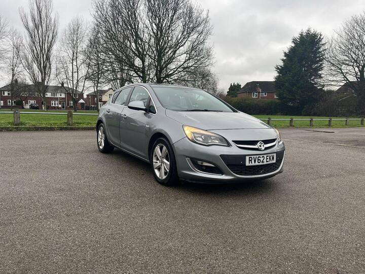 Vauxhall Astra 2.0 CDTi EcoFLEX SRi Euro 5 (s/s) 5dr