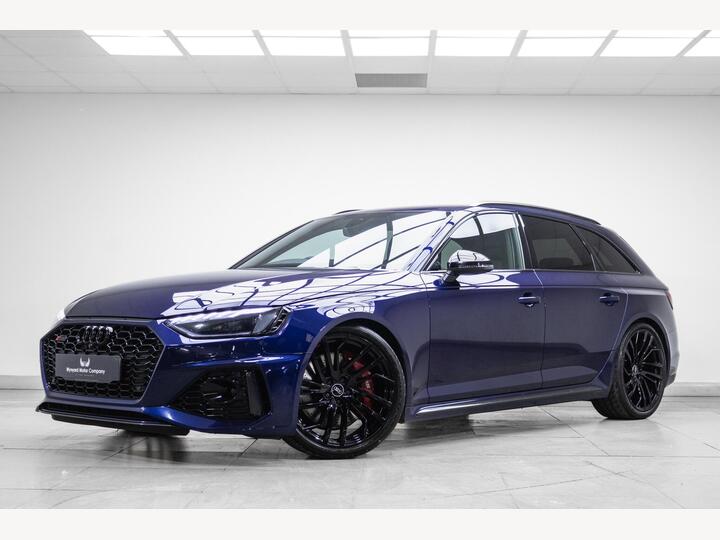 Audi RS4 Avant 2.9 TFSI V6 Carbon Black Tiptronic Quattro Euro 6 (s/s) 5dr Audi RS4 Avant 2.9 TFSI V6 Carbon Black Tiptronic Quattro Euro 6 (s/s) 5dr