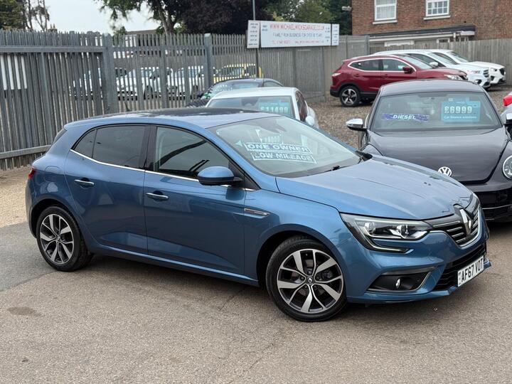 Renault Megane 1.2 TCe Dynamique S Nav Euro 6 (s/s) 5dr Renault Megane 1.2 TCe Dynamique S Nav Euro 6 (s/s) 5dr