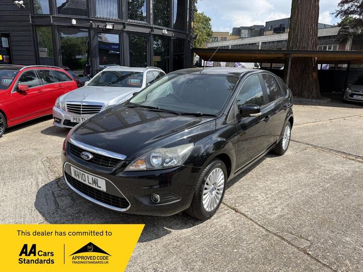 Ford Focus 1.6 Titanium 5dr