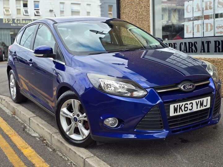 Ford Focus 1.6 Zetec Powershift Euro 5 5dr